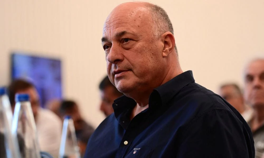 Μπέος: «Τα παιδιά πάνε σχολείο να μάθουν γράμματα, όχι να γίνουν συνδικαλιστές»